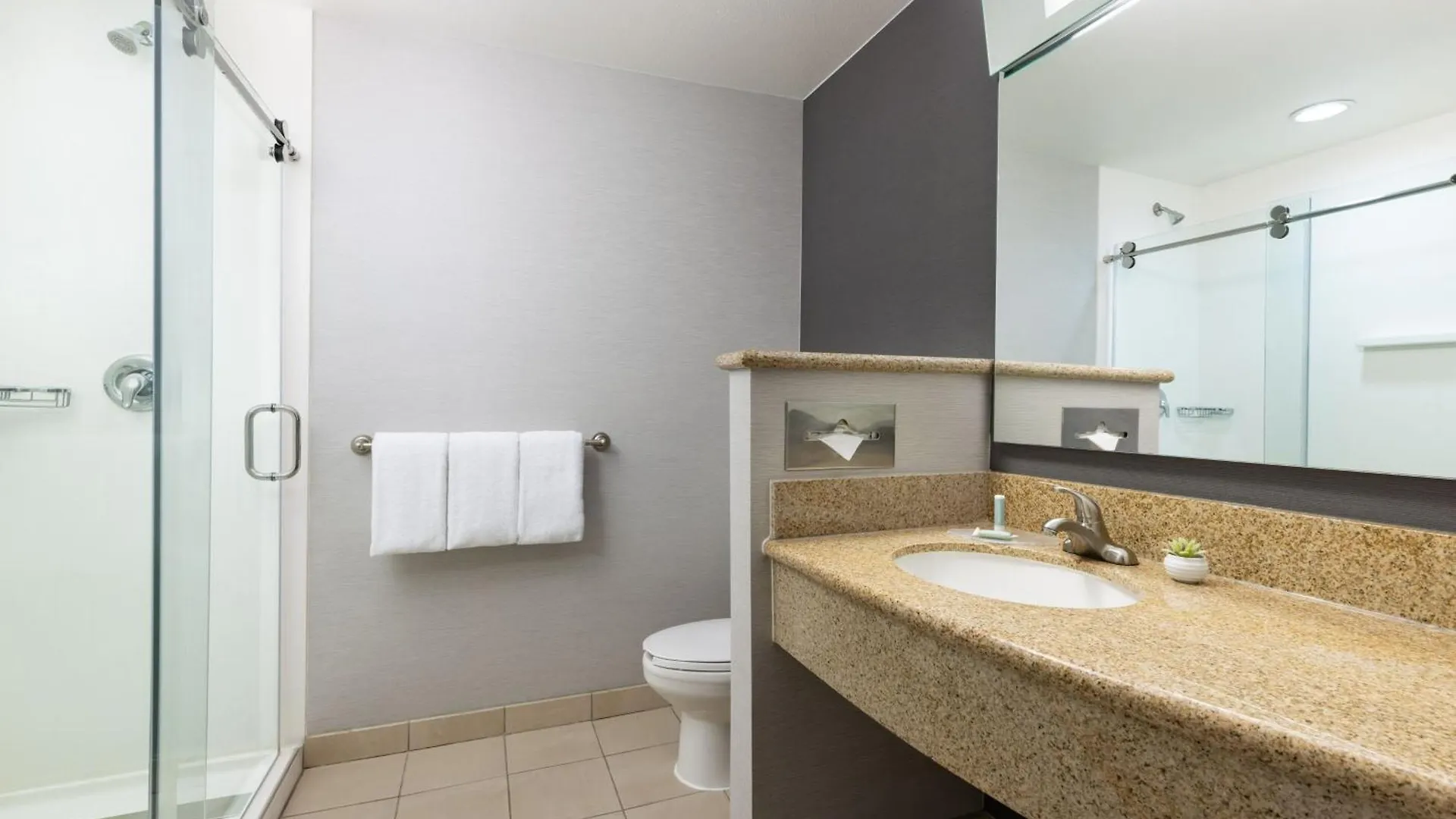 Courtyard By Marriott Las Vegas Stadium Area