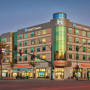 https://hyatt-house-at-anaheim-resort-convention-center.topanaheimhotels.com