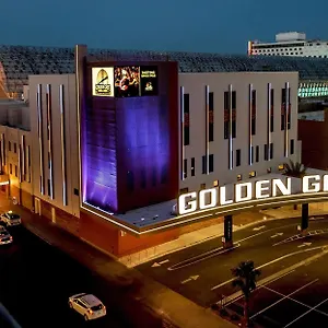 Golden Gate Casino מלון